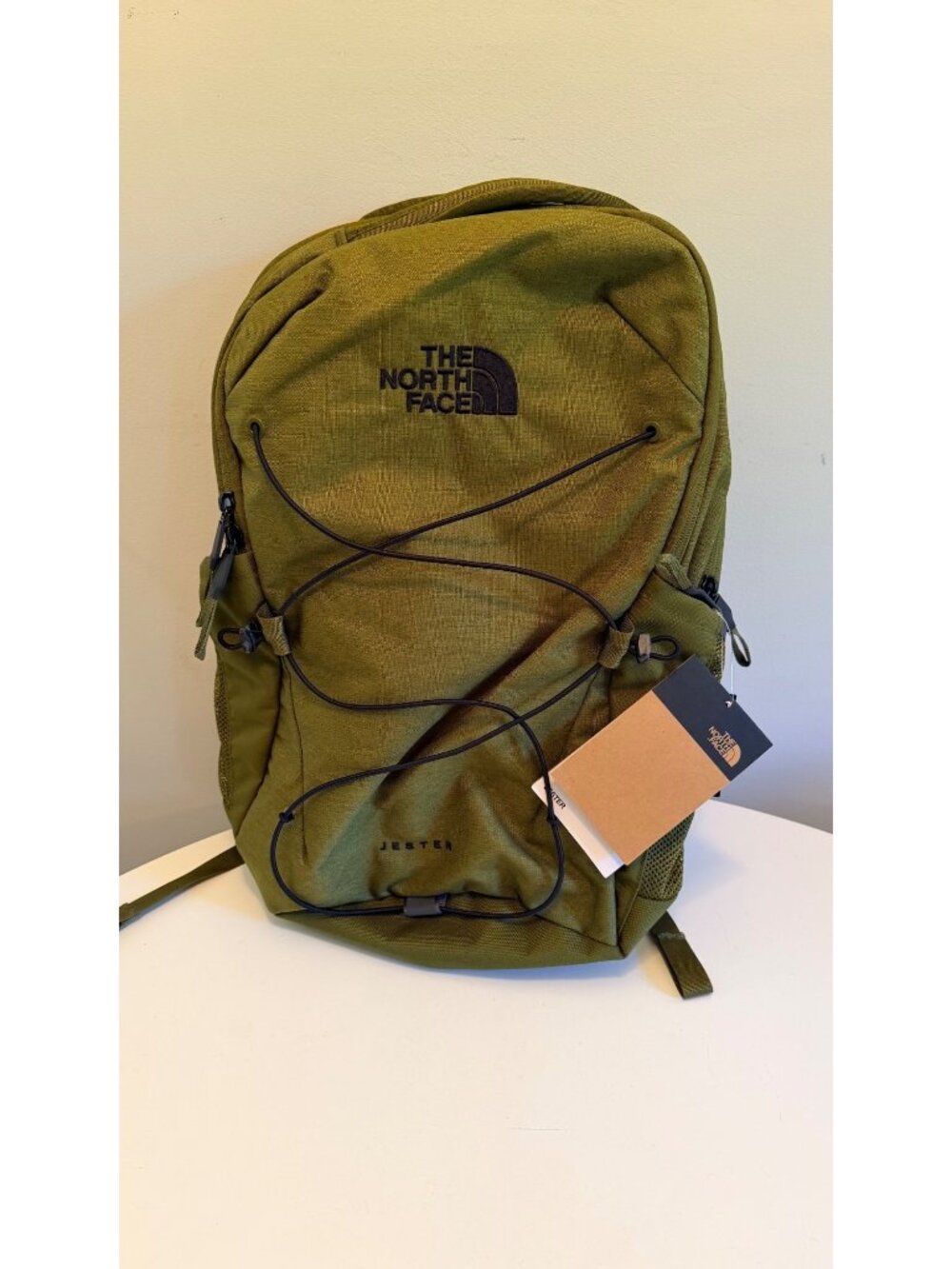 NWT The North Face Jester Backpack 28L Olive Green FlexVent Padded Laptop Sleeve
